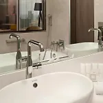 ذا ليفل آت ميليا سكاي فندق