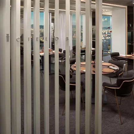 Hotel The Level At Melia Sky