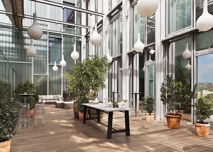 ホテル ザ レベル アット メリア スカイ バルセロナ